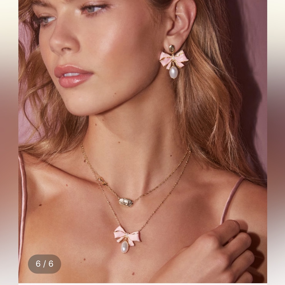 Kendra Scott x LoveShackFancy Bow Gold Elisa Necklace